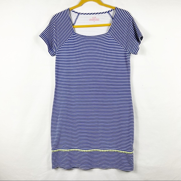 Vineyard Vines Dresses & Skirts - VINEYARD VINES Blue Striped Short Sleeve Dress in Size Small
